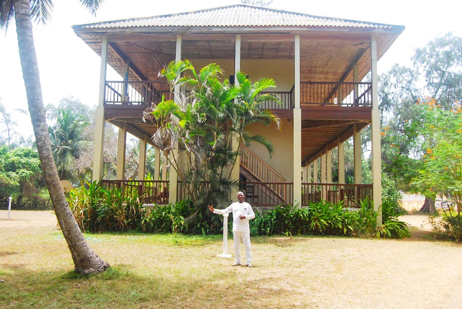Auberge De Grand Popo Exteriör bild